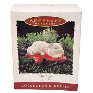 Hallmark Keepsake Ornament 1995 Cat Naps Clip-On Christmas White Fluffy Kitty